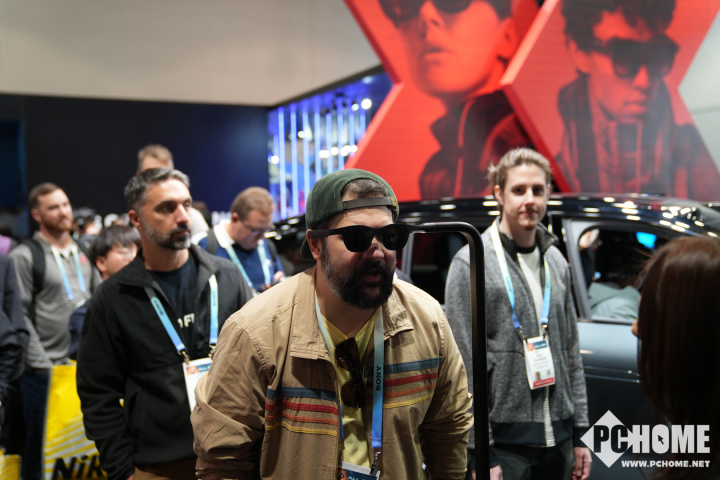 CES 2024盘点:手机新品寥寥AI大模型走向被集成(图9) CES 2024盘点:手机新品寥寥AI大模型走向被集成(图9)